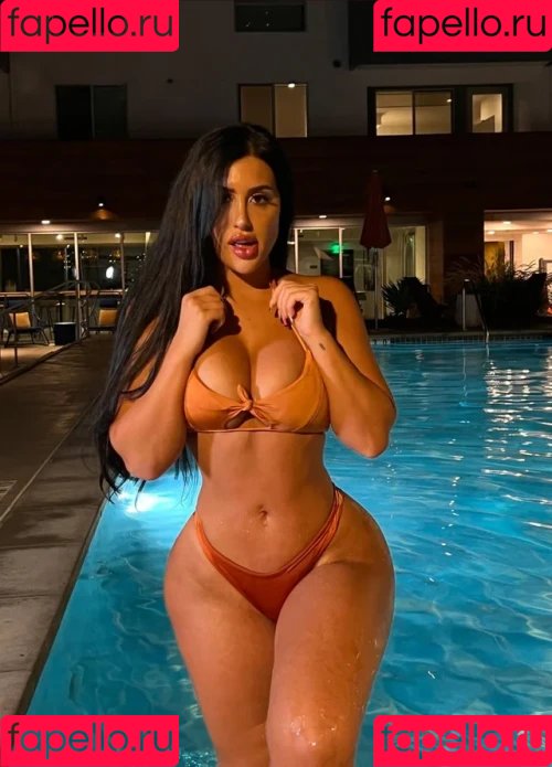 Danielle Pertusiello Onlyfans Photo Gallery 