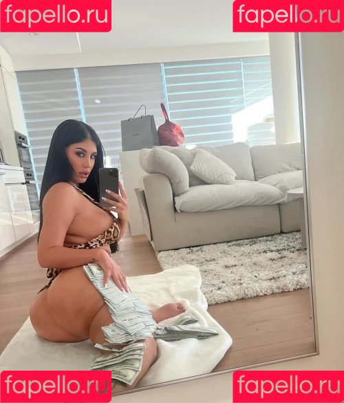 Danielle Pertusiello Onlyfans Photo Gallery 