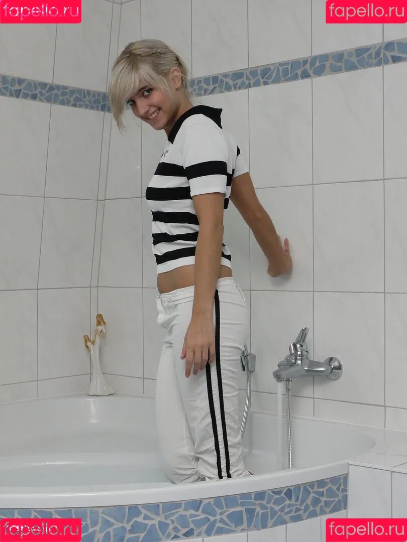 Marinka Onlyfans Photo Gallery 