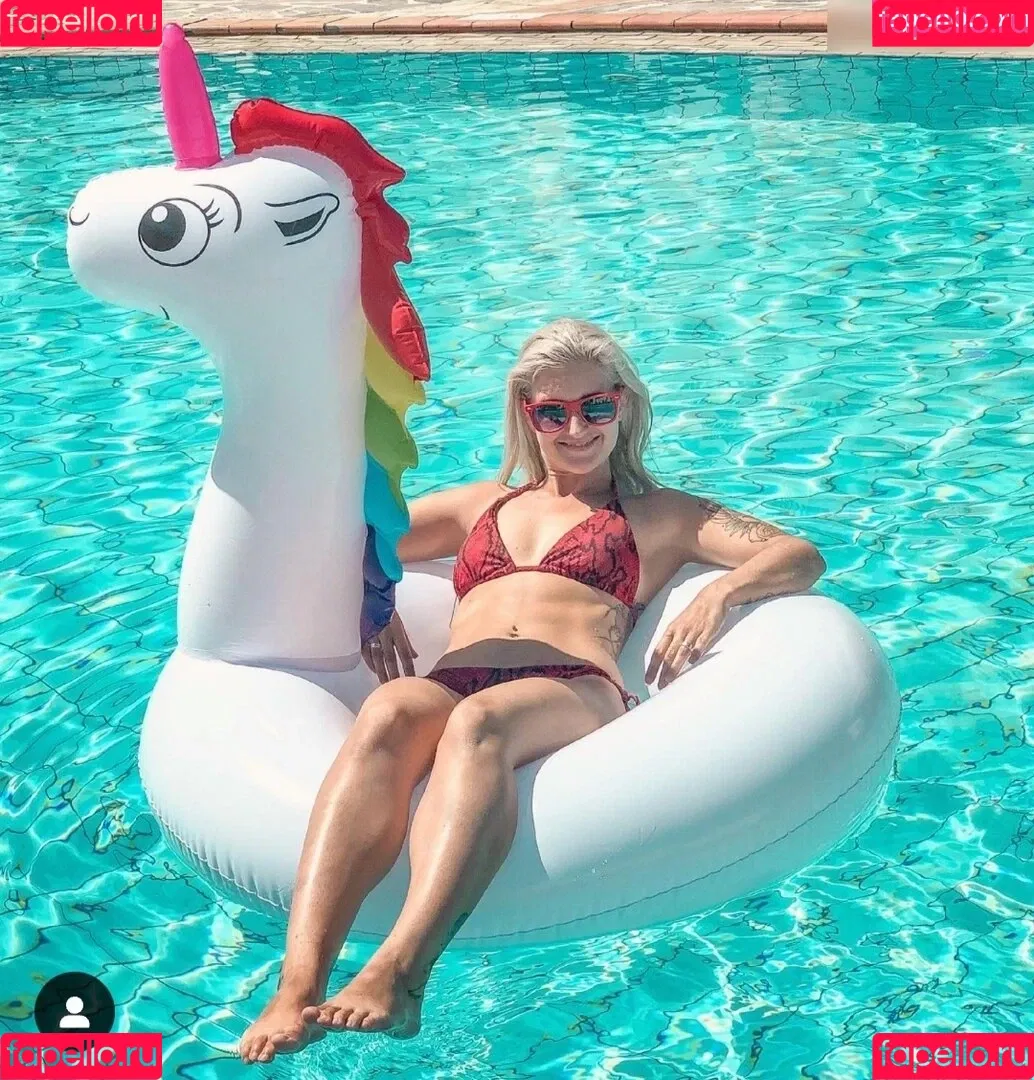Marinka Onlyfans Photo Gallery 