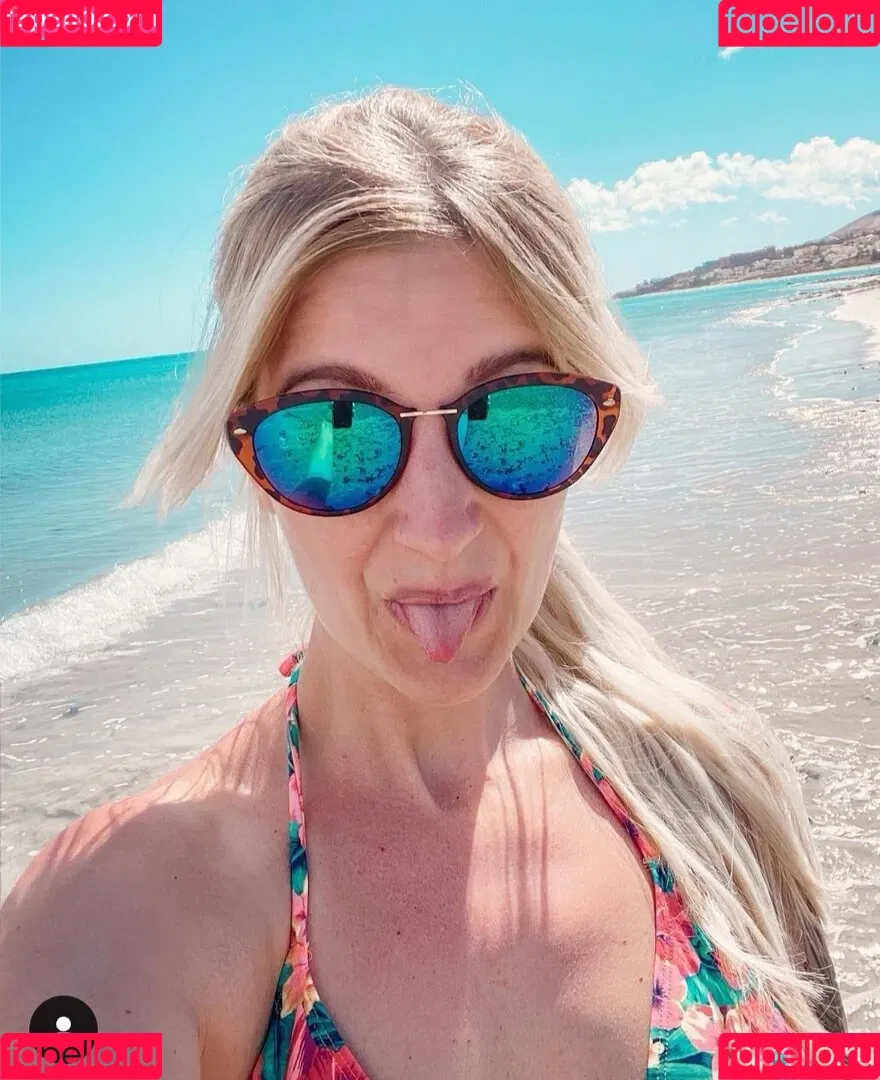 Marinka Onlyfans Photo Gallery 