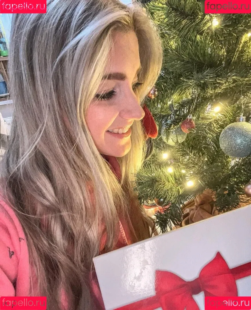 Marinka Onlyfans Photo Gallery 