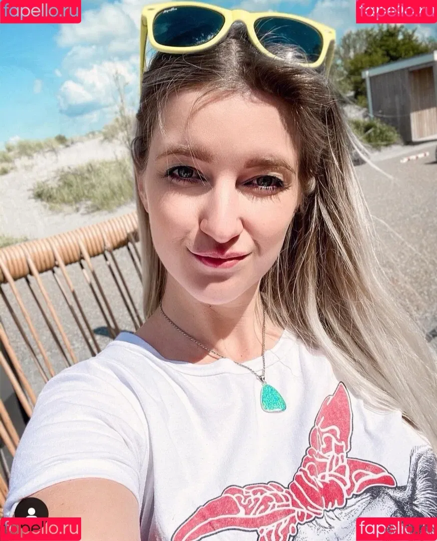 Marinka Onlyfans Photo Gallery 