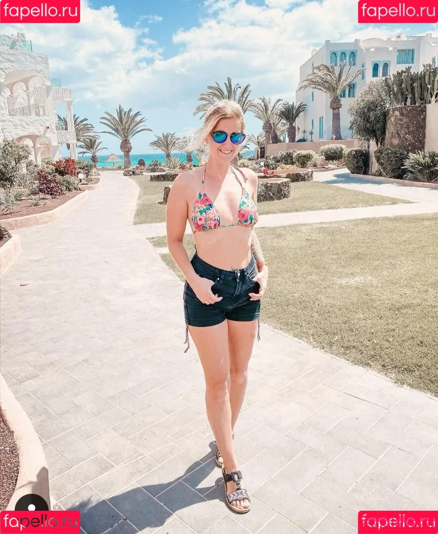 Marinka Onlyfans Photo Gallery 