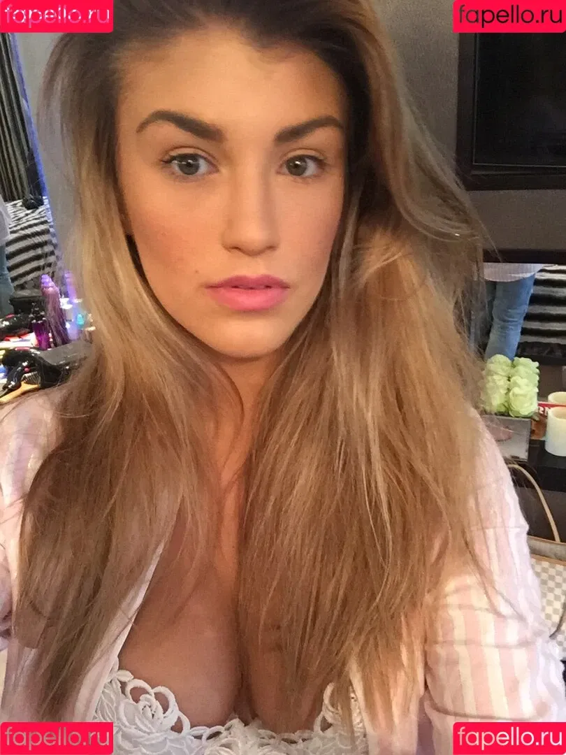 Amy Willerton Onlyfans Photo Gallery 