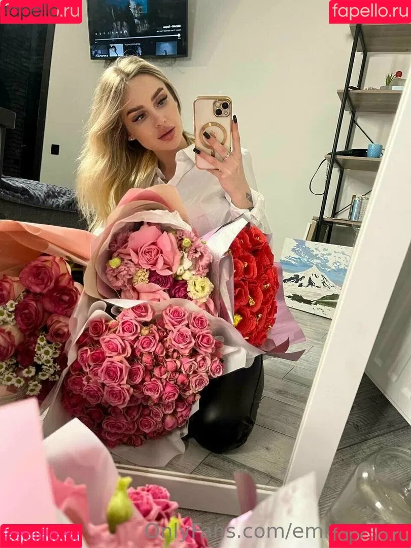 emmyystar Onlyfans Photo Gallery 