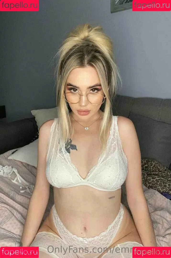 emmyystar Onlyfans Photo Gallery 