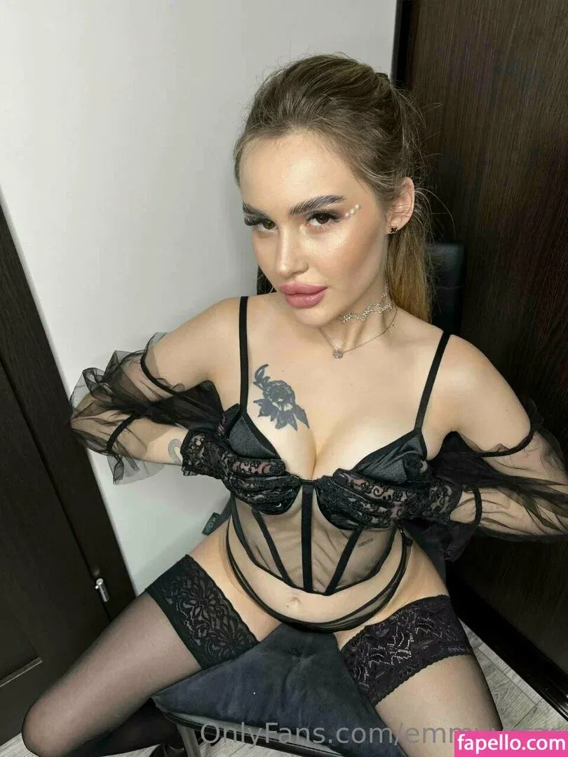 emmyystar Onlyfans Photo Gallery 