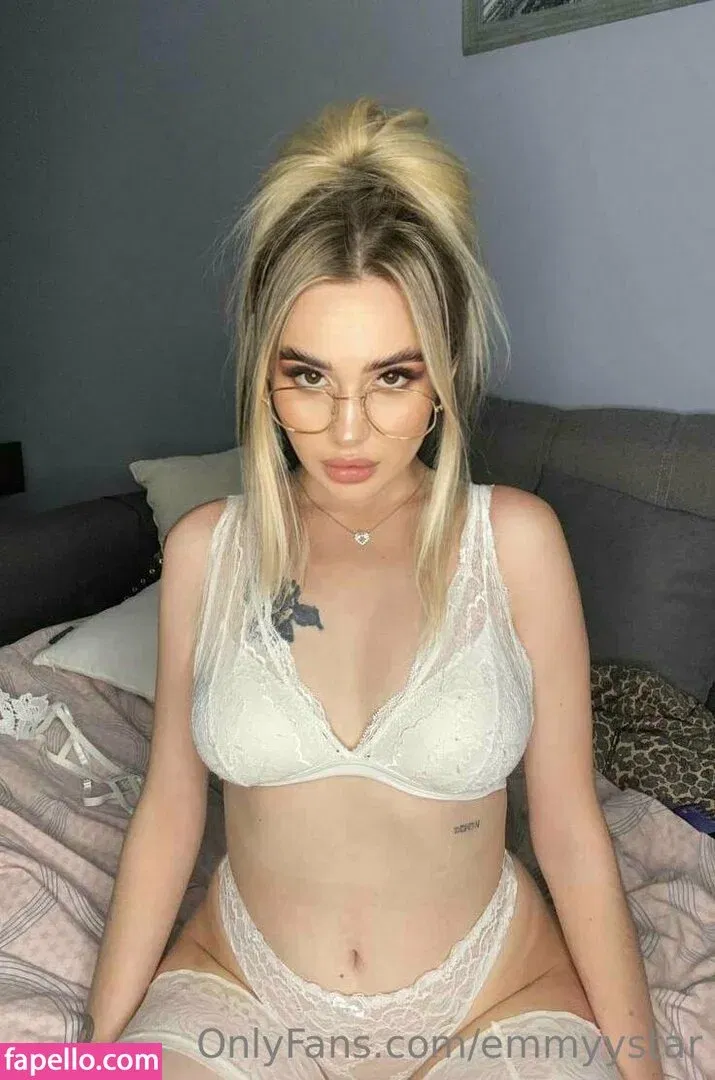 emmyystar Onlyfans Photo Gallery 