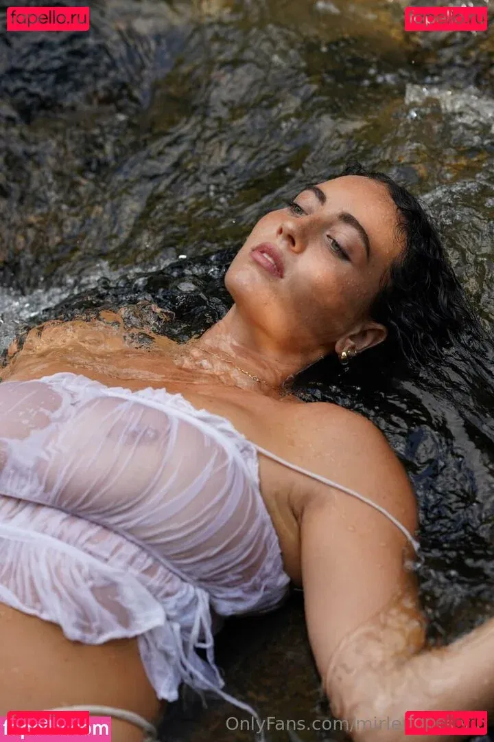 Ondine Mirosch Onlyfans Photo Gallery 