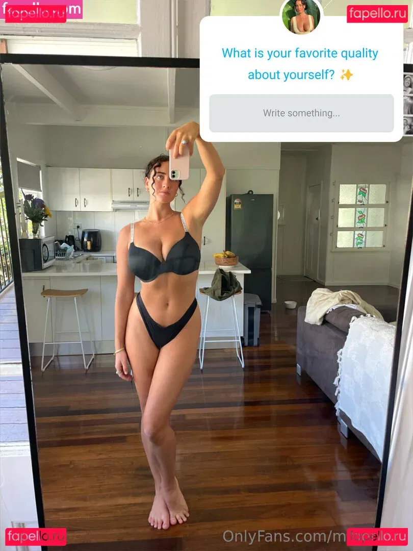 Ondine Mirosch Onlyfans Photo Gallery 