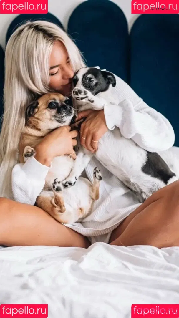 Danni Menzies Onlyfans Photo Gallery 