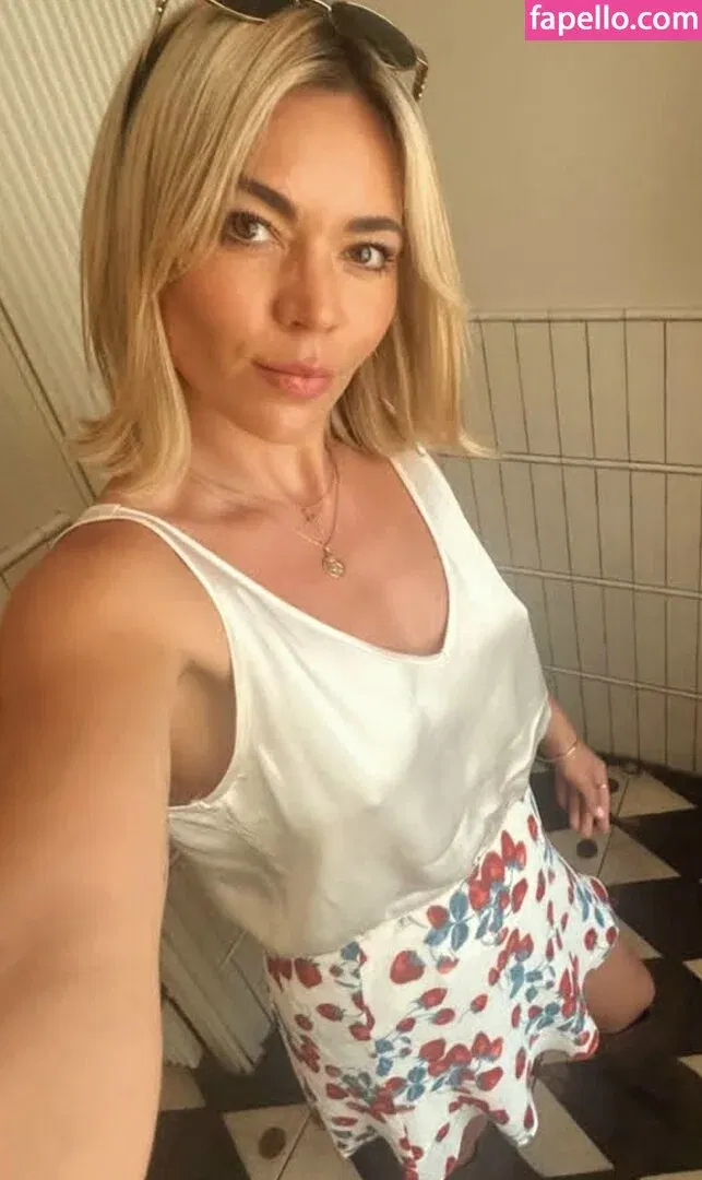 Danni Menzies Onlyfans Photo Gallery 