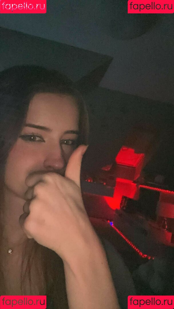 Mara Nuñez Onlyfans Photo Gallery 