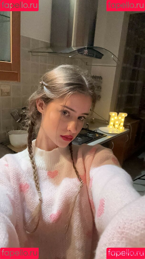 Mara Nuñez Onlyfans Photo Gallery 