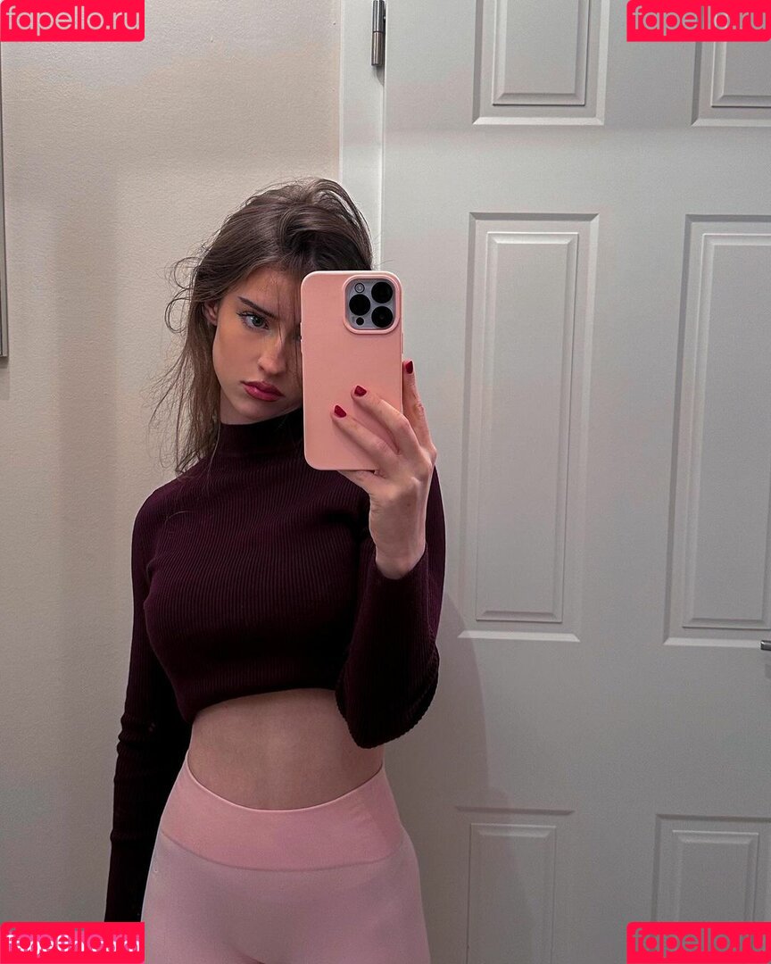 Mara Nuñez Onlyfans Photo Gallery 