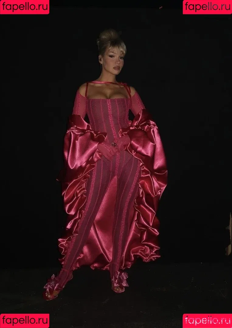 Shirin David Onlyfans Photo Gallery 