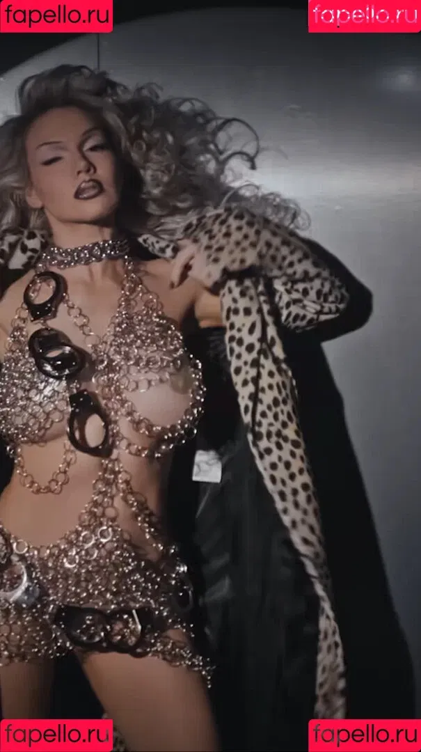 Shirin David Onlyfans Photo Gallery 