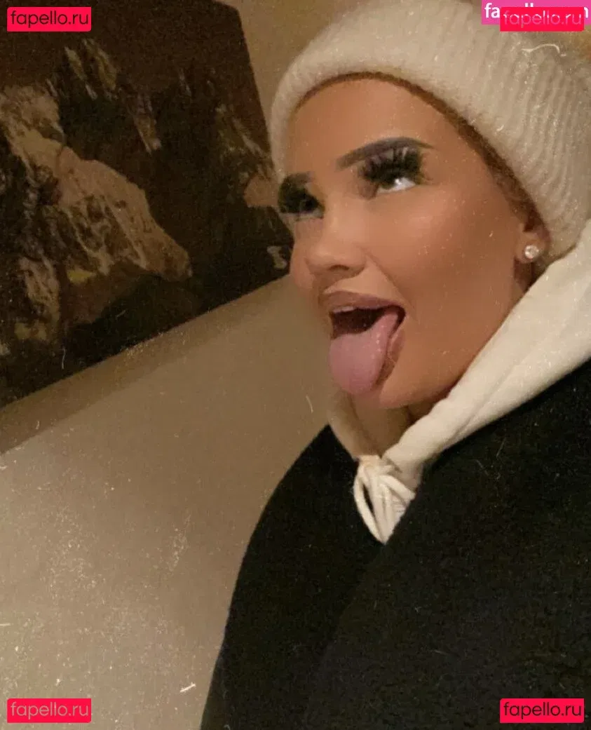 Shirin David Onlyfans Photo Gallery 