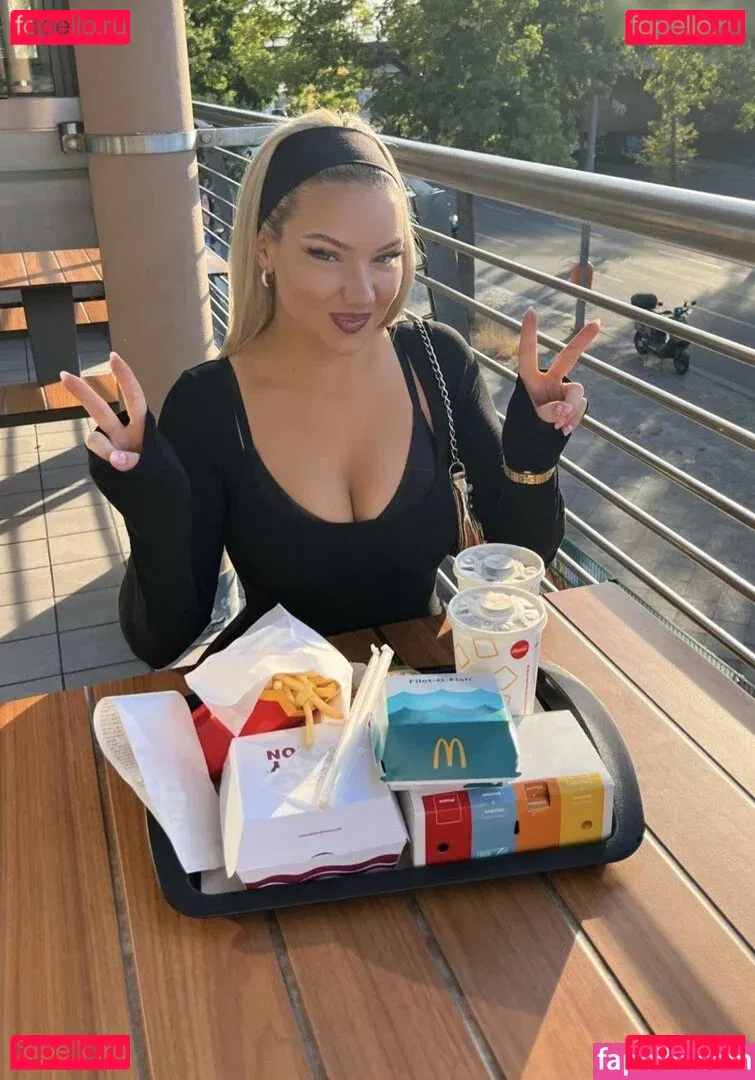Shirin David Onlyfans Photo Gallery 