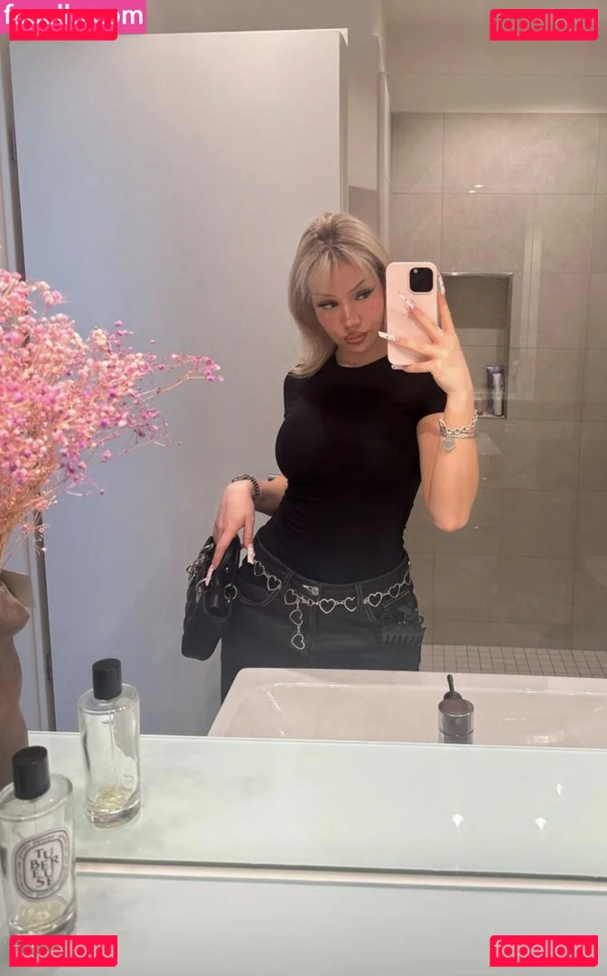 Shirin David Onlyfans Photo Gallery 