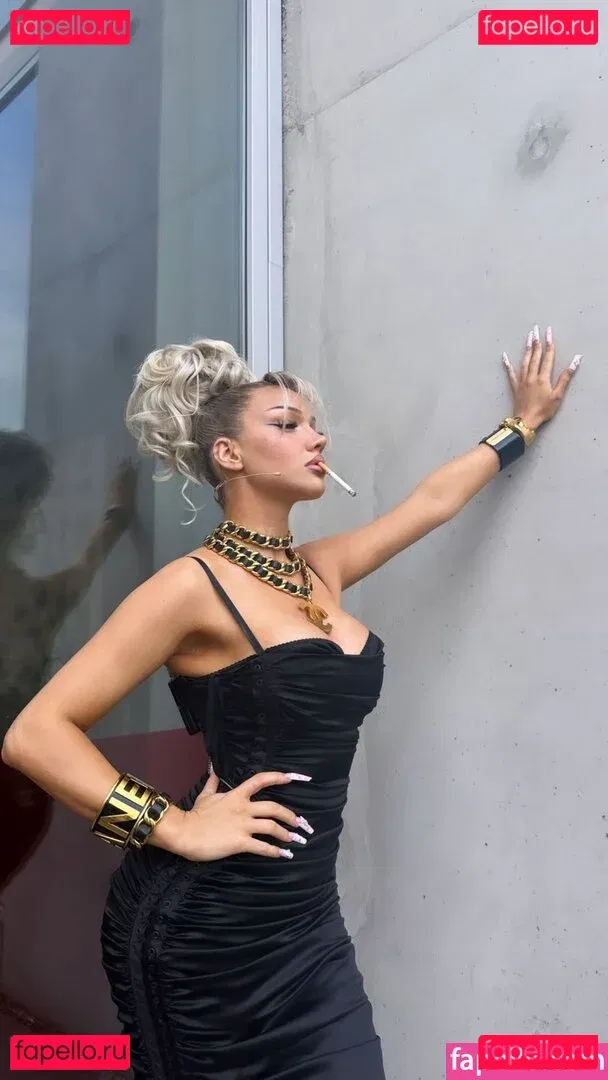 Shirin David Onlyfans Photo Gallery 