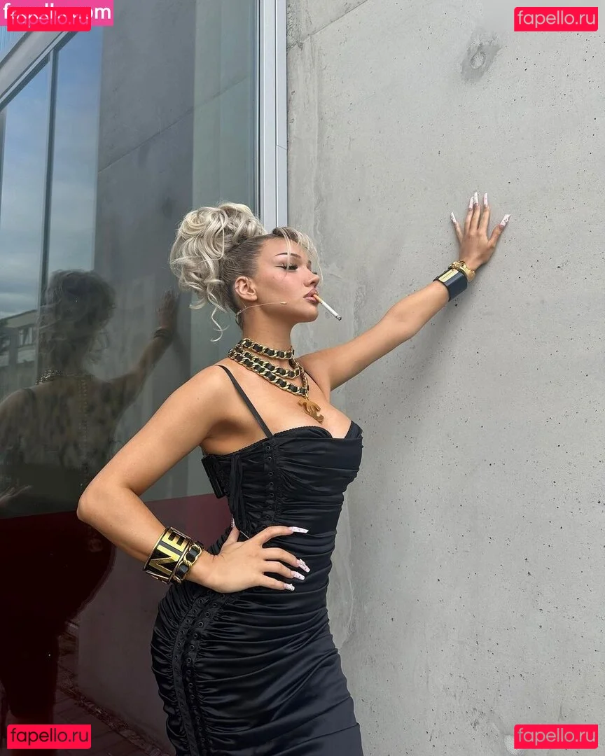 Shirin David Onlyfans Photo Gallery 