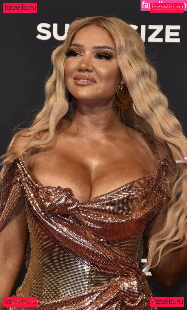 Shirin David Onlyfans Photo Gallery 