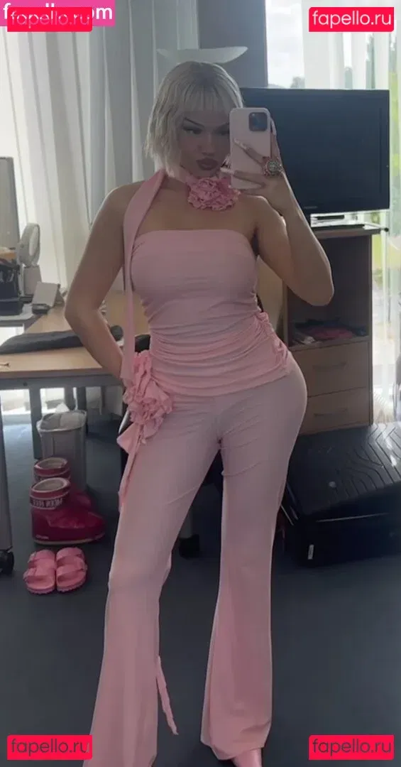 Shirin David Onlyfans Photo Gallery 
