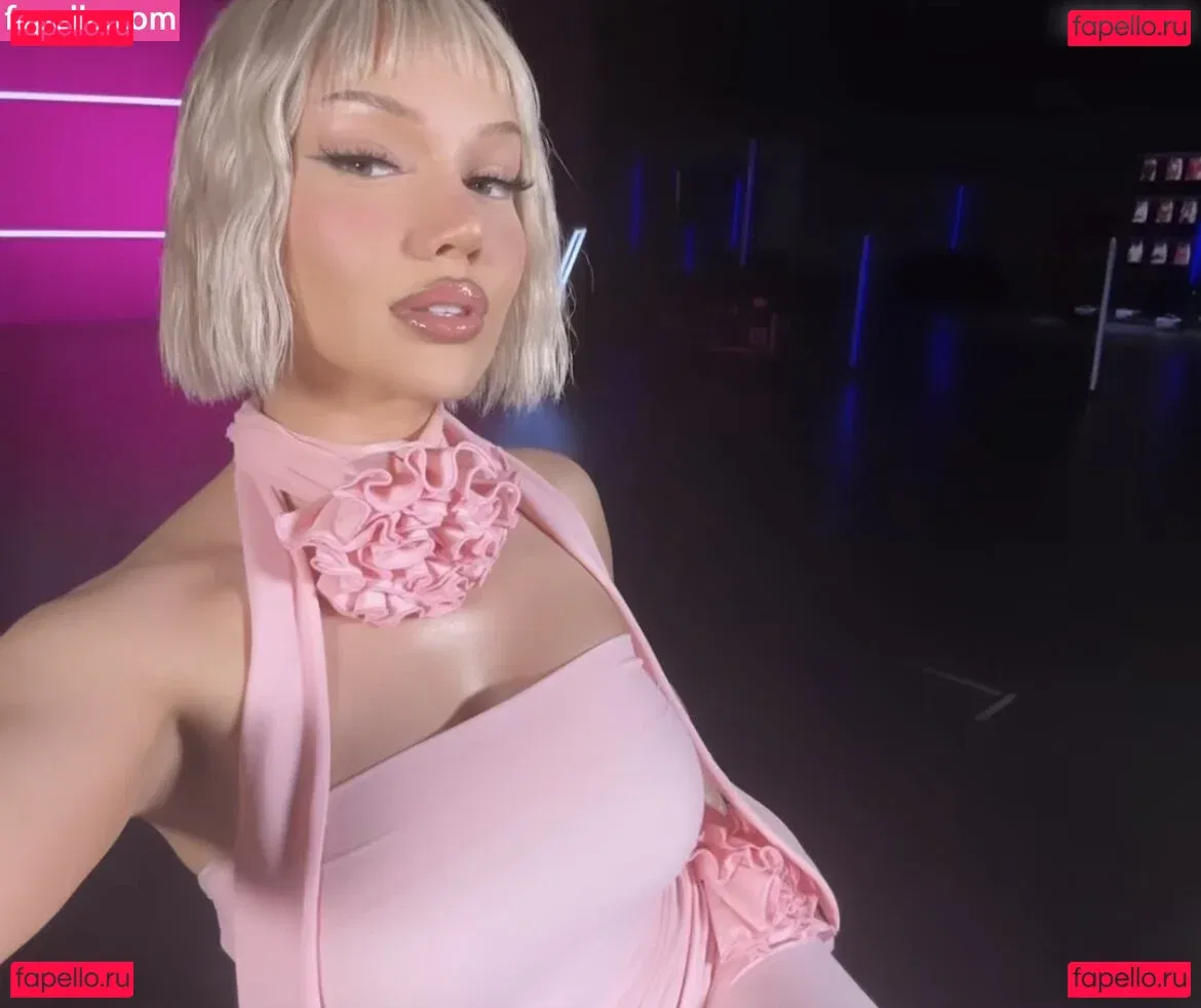 Shirin David Onlyfans Photo Gallery 