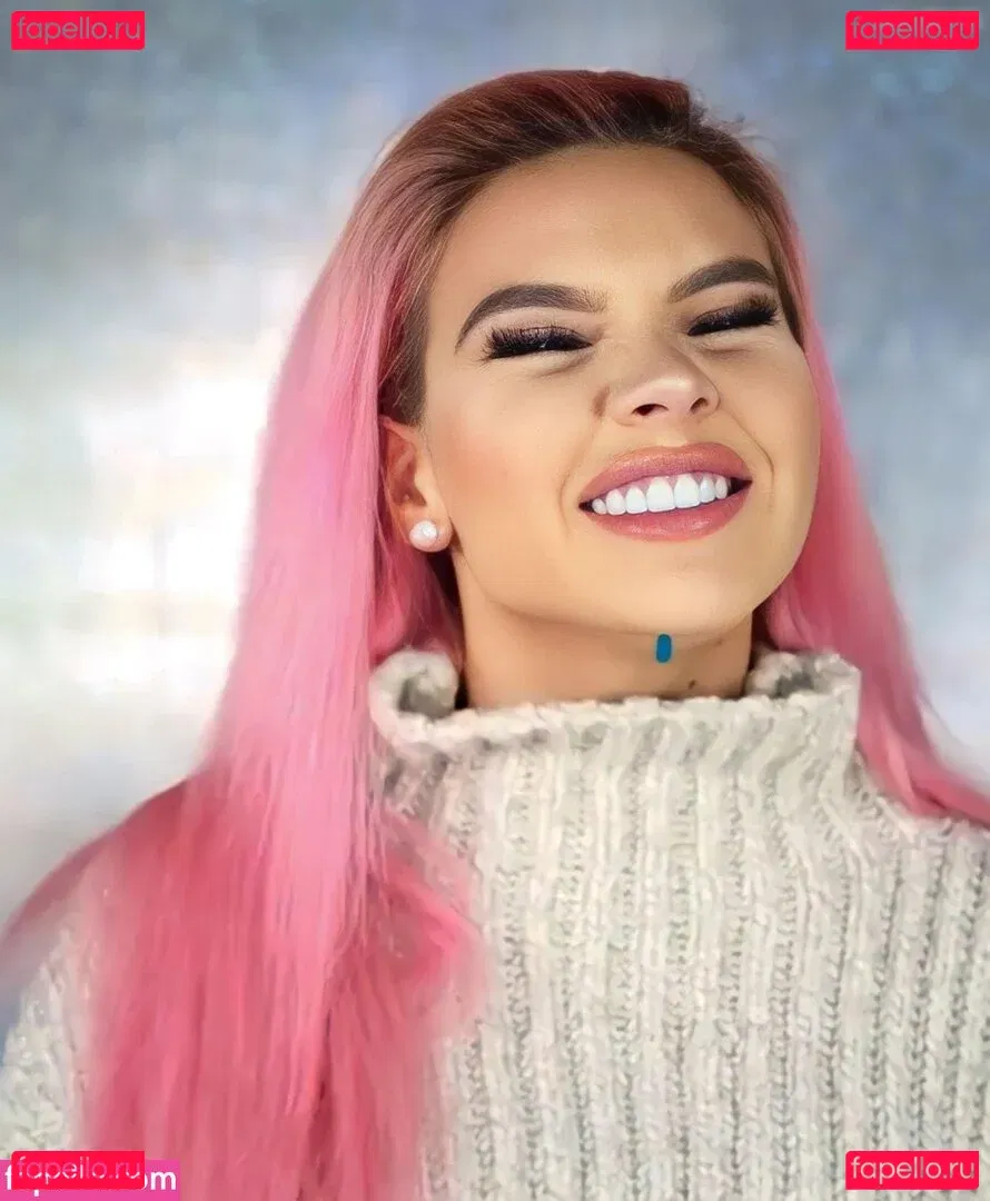 Shirin David Onlyfans Photo Gallery 