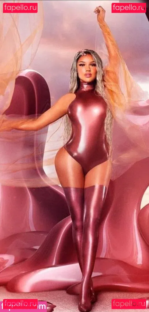 Shirin David Onlyfans Photo Gallery 