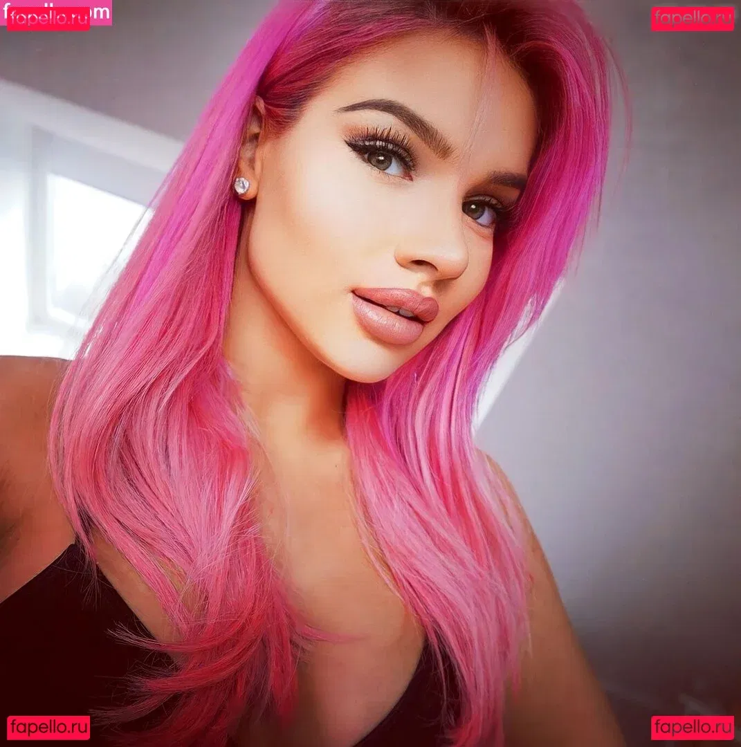 Shirin David Onlyfans Photo Gallery 