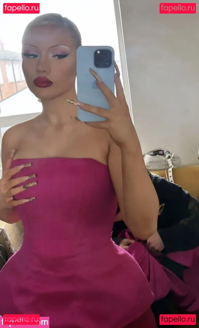 Shirin David Onlyfans Photo Gallery 