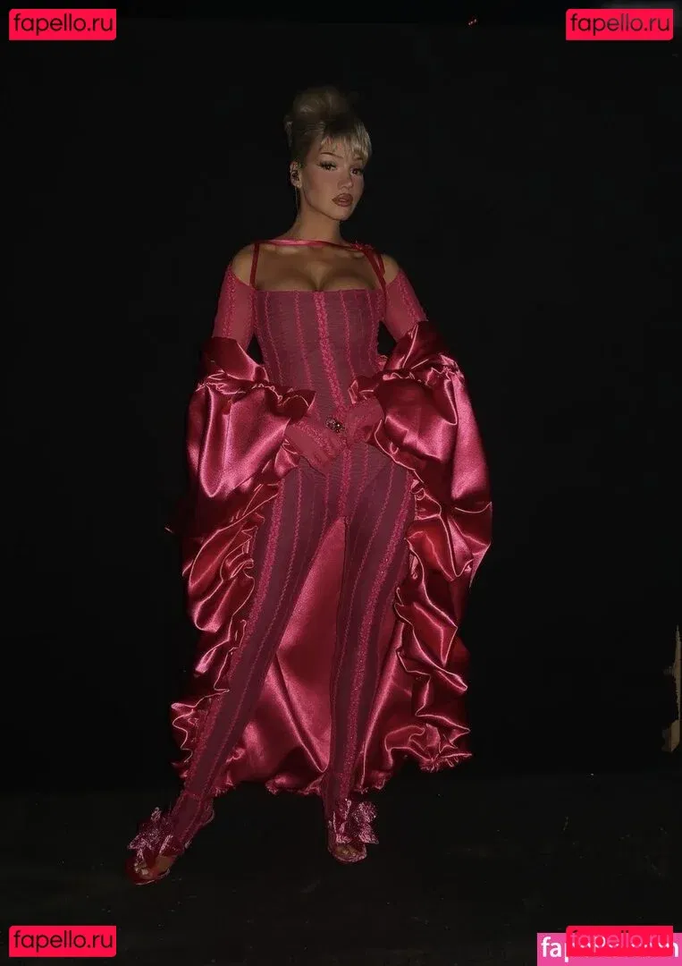 Shirin David Onlyfans Photo Gallery 