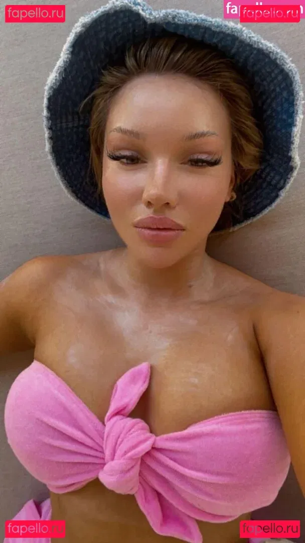 Shirin David Onlyfans Photo Gallery 