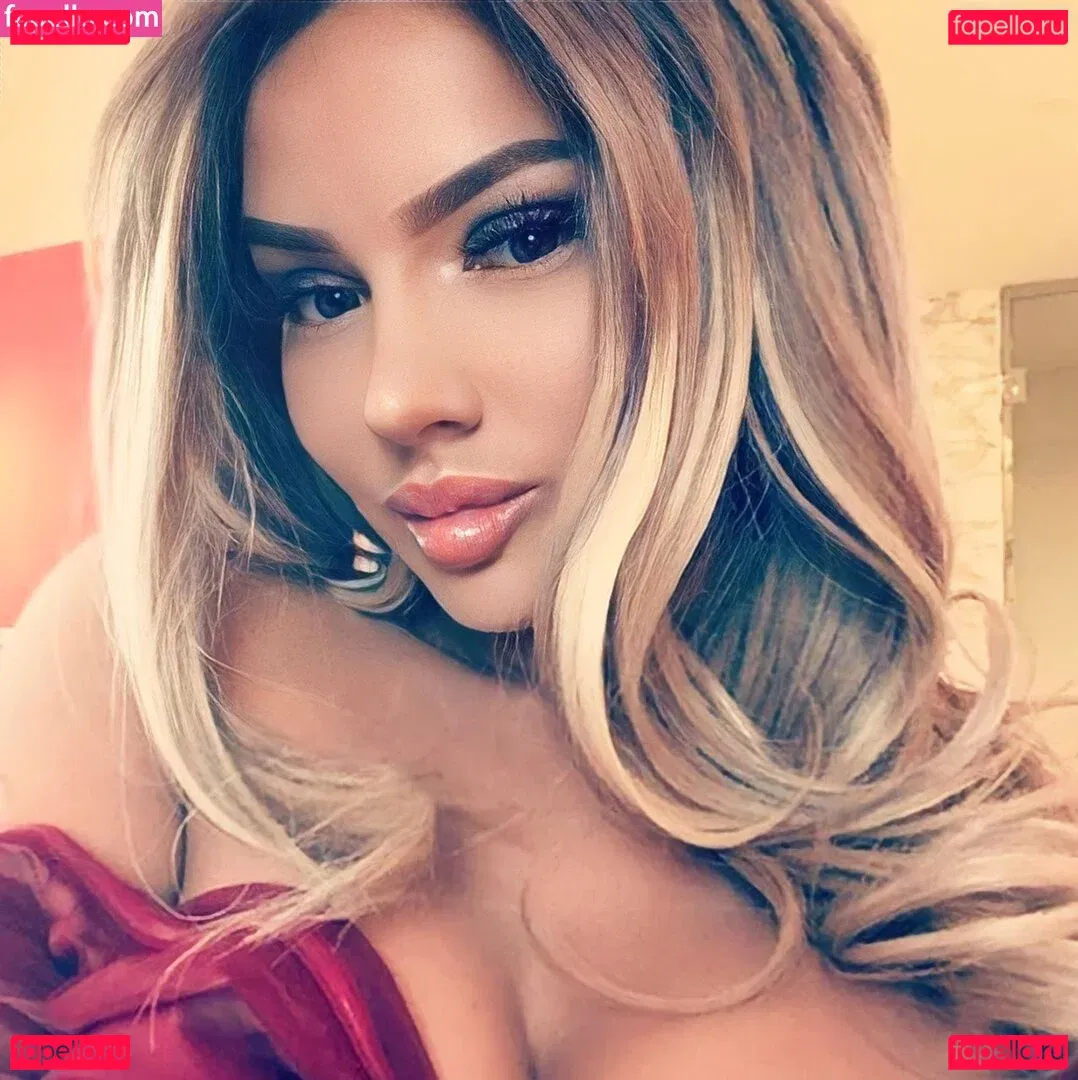 Shirin David Onlyfans Photo Gallery 