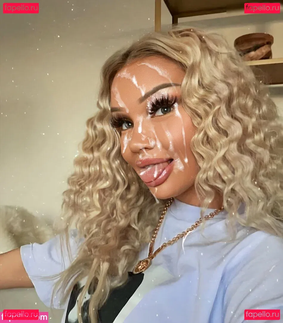 Shirin David Onlyfans Photo Gallery 