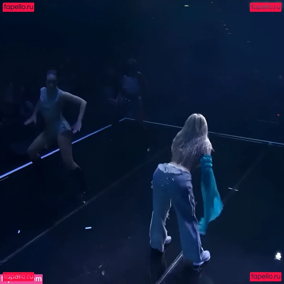 Shirin David Onlyfans Photo Gallery 