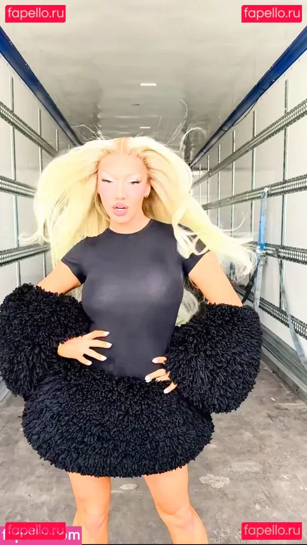 Shirin David Onlyfans Photo Gallery 