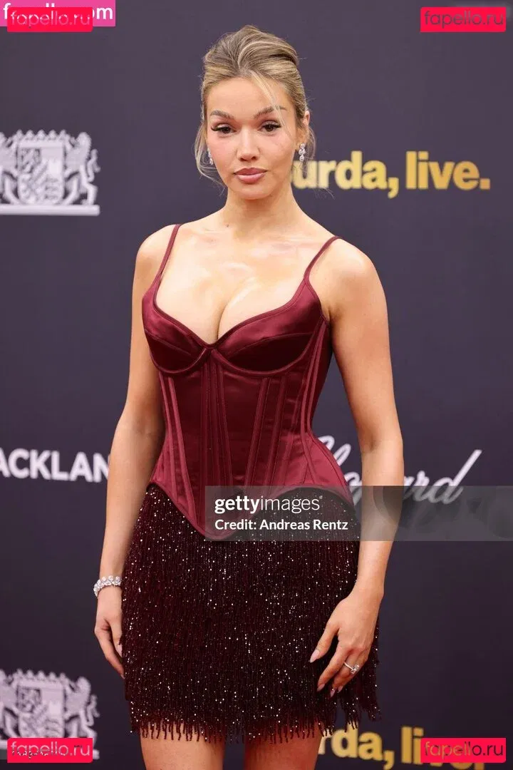 Shirin David Onlyfans Photo Gallery 