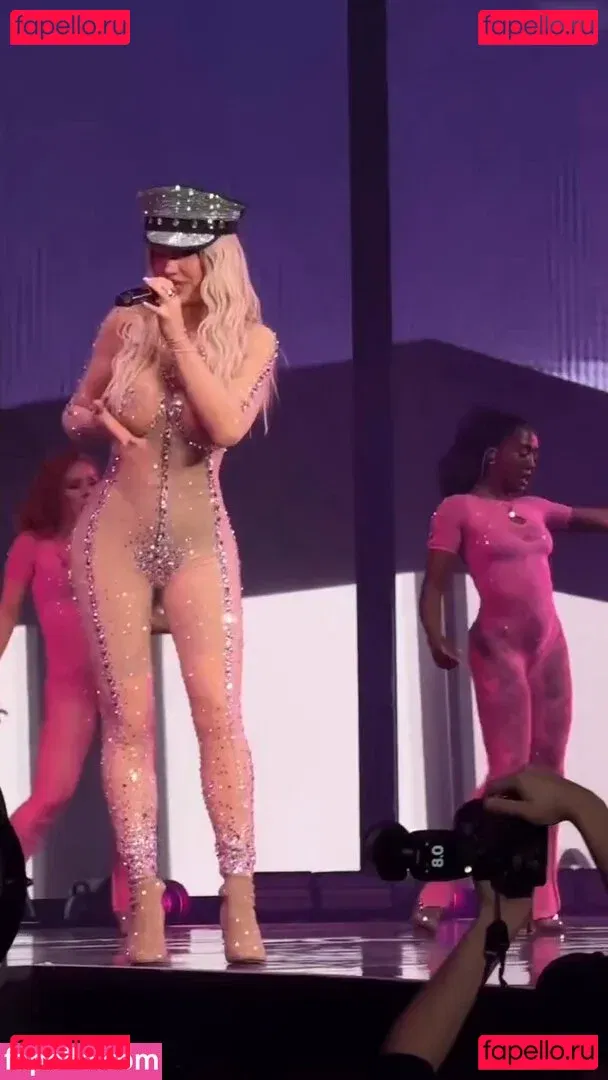 Shirin David Onlyfans Photo Gallery 