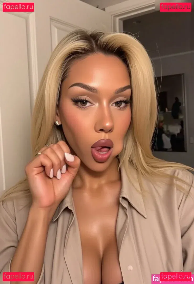 Shirin David Onlyfans Photo Gallery 