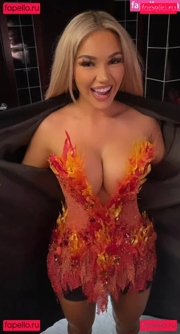 Shirin David Onlyfans Photo Gallery 