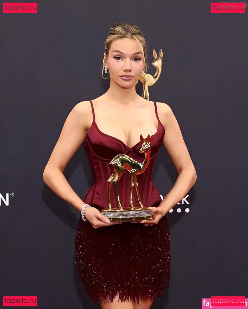 Shirin David Onlyfans Photo Gallery 