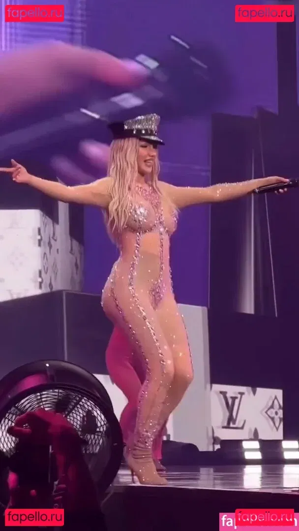 Shirin David Onlyfans Photo Gallery 