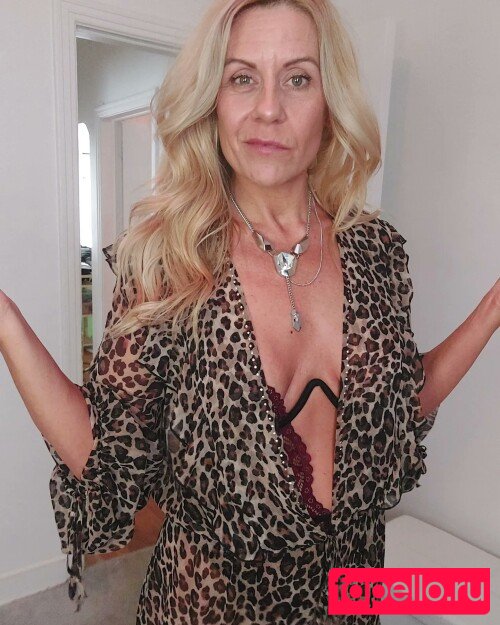 Kitty Funk Nude Onlyfans Photo 6