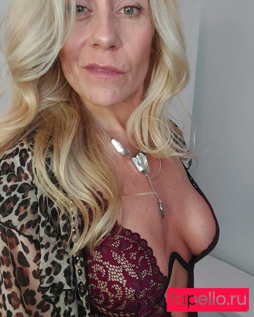 Kitty Funk Nude Onlyfans Photo 4