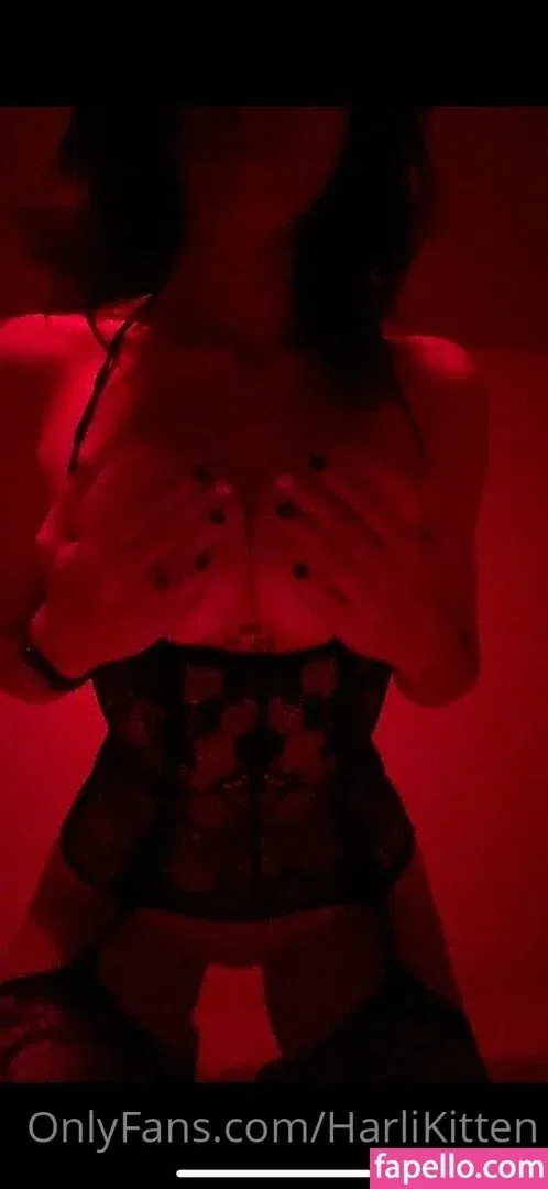 harlikitten Onlyfans Photo Gallery 