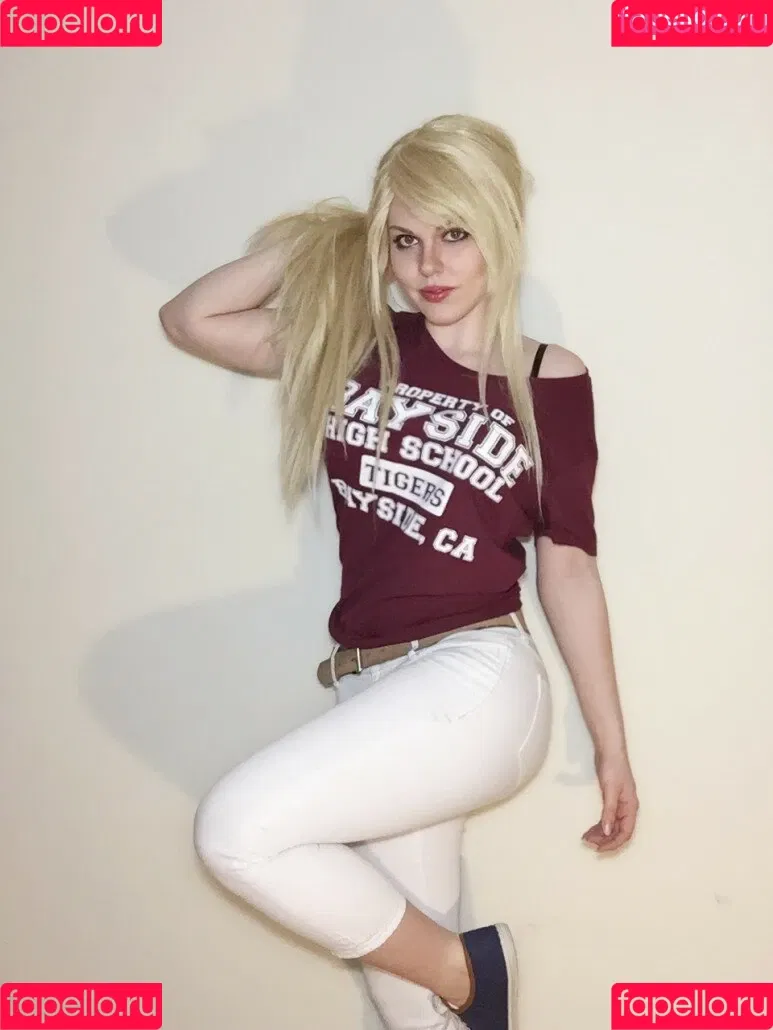 Abi Aikou Onlyfans Photo Gallery 